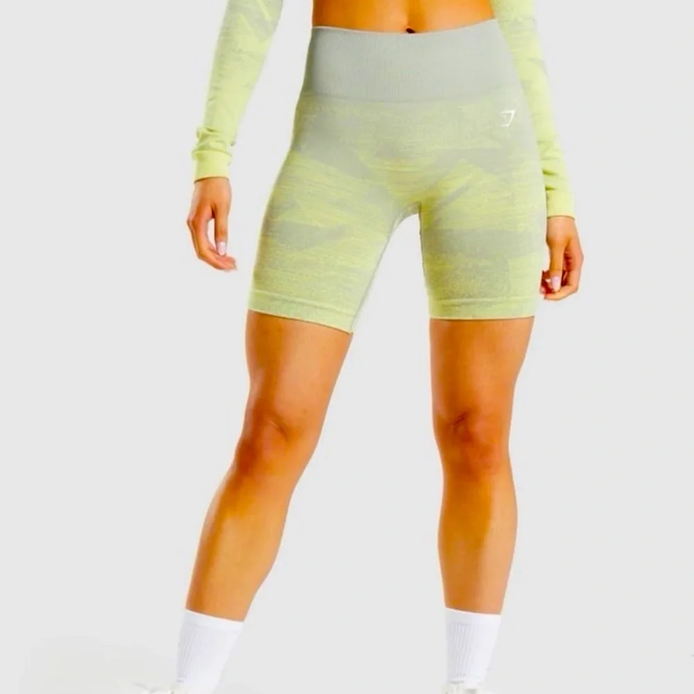 Gymshark - Picture 1 of 7